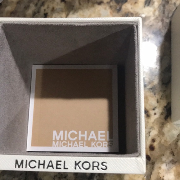 Watch - Picture 2 of 2